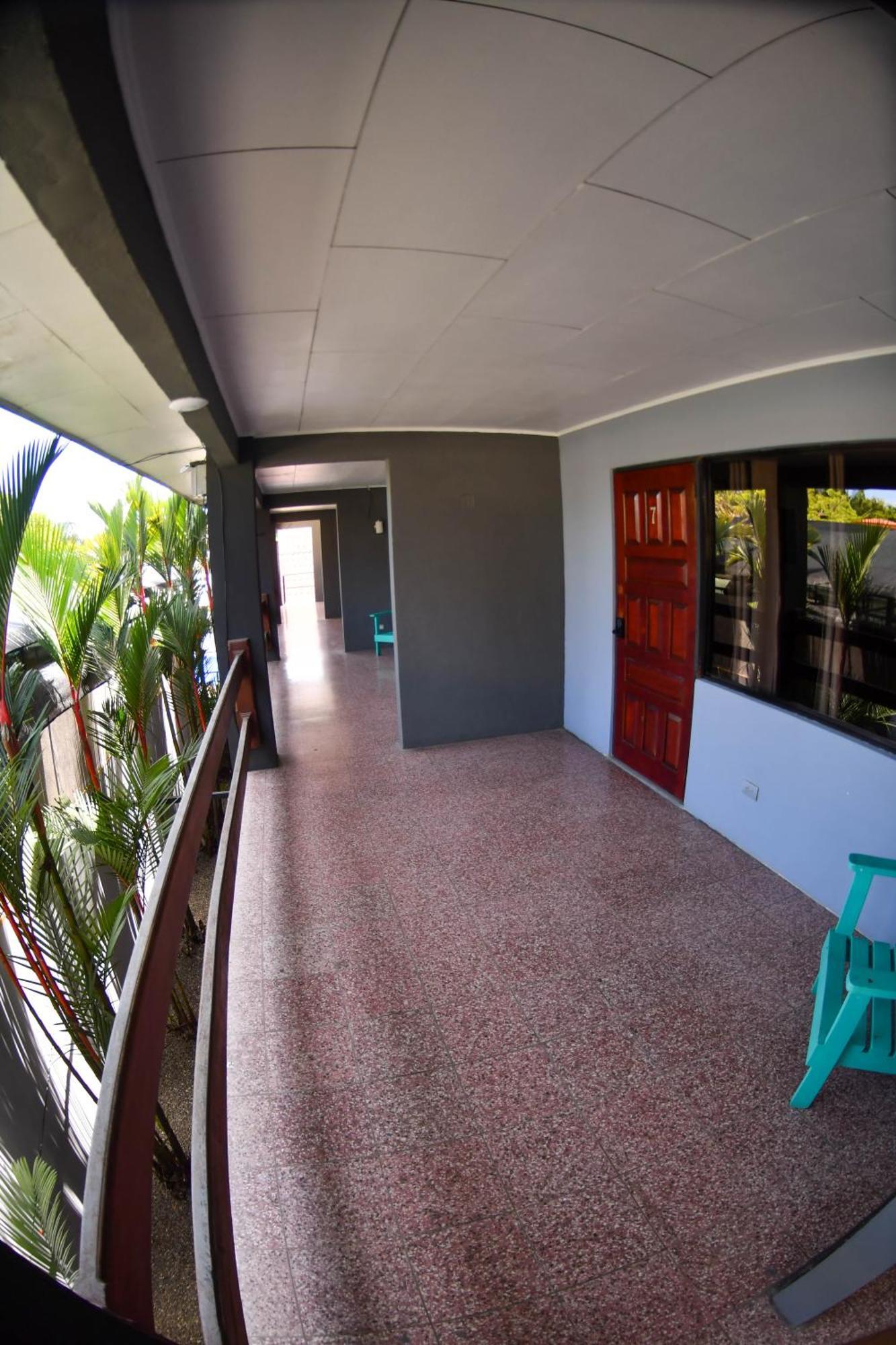 Republik Hotel, Bistro And Nightclub On Site Jaco Exterior photo